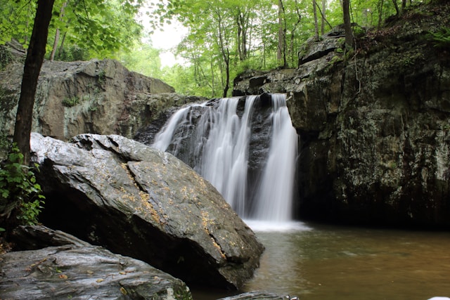 chutes d'eau en Grèce